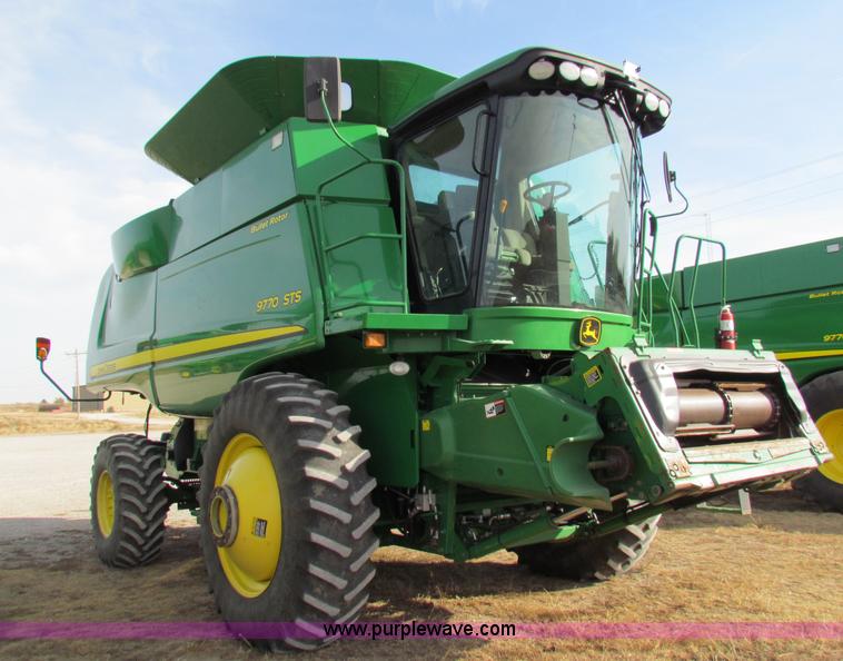 image for item E8166 2009 John Deere 9770 STS RWA combine