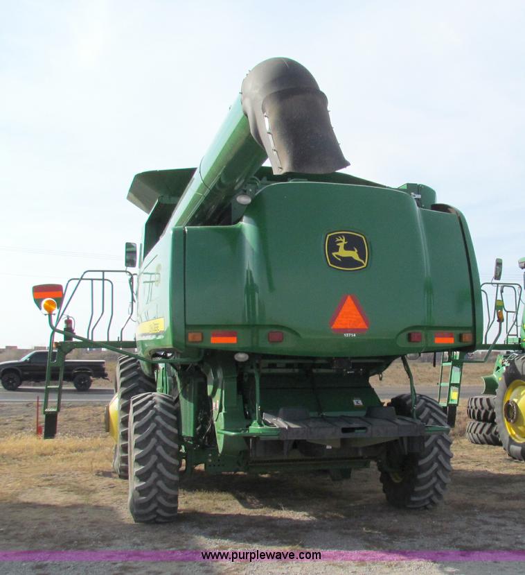 image for item E8166 2009 John Deere 9770 STS RWA combine