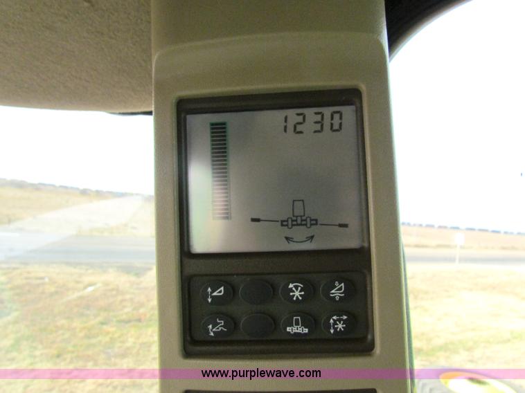 image for item E8166 2009 John Deere 9770 STS RWA combine