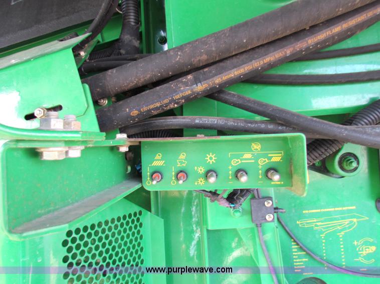 image for item E8166 2009 John Deere 9770 STS RWA combine