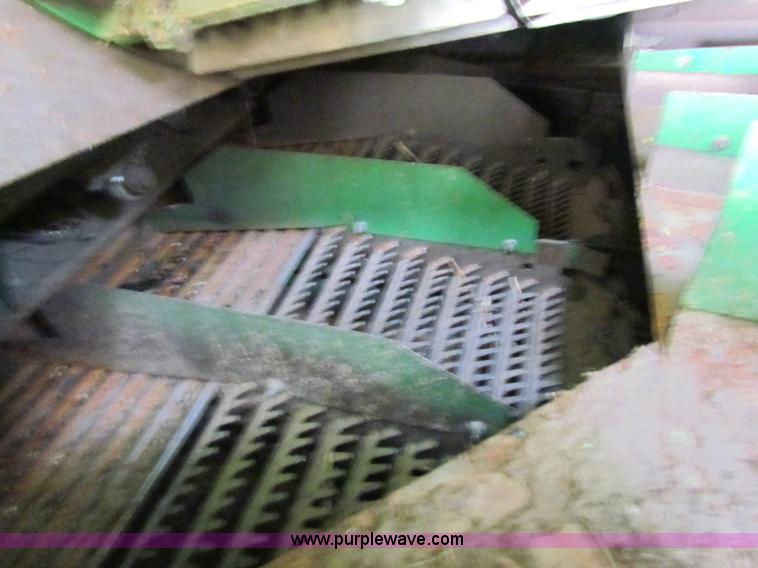 image for item E8166 2009 John Deere 9770 STS RWA combine