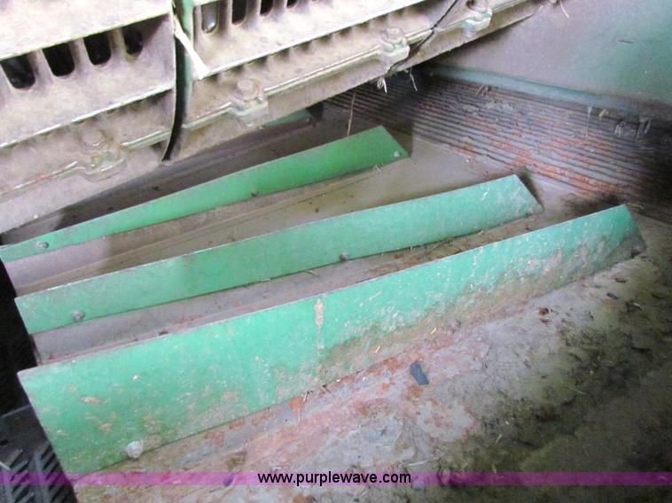 image for item E8166 2009 John Deere 9770 STS RWA combine