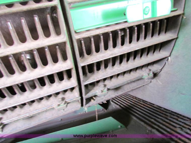 image for item E8166 2009 John Deere 9770 STS RWA combine