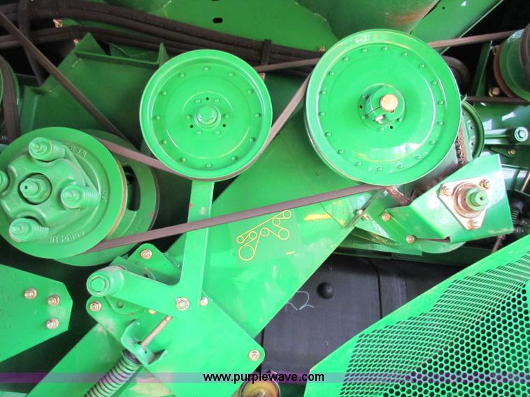 image for item E8166 2009 John Deere 9770 STS RWA combine