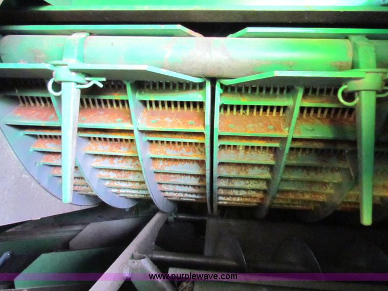 image for item E8166 2009 John Deere 9770 STS RWA combine