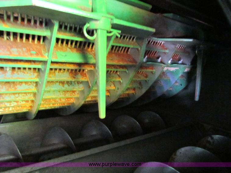 image for item E8166 2009 John Deere 9770 STS RWA combine