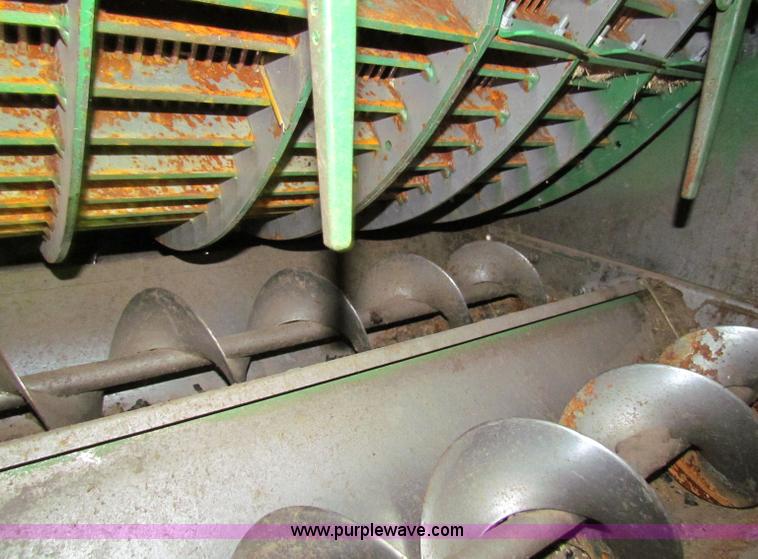 image for item E8166 2009 John Deere 9770 STS RWA combine