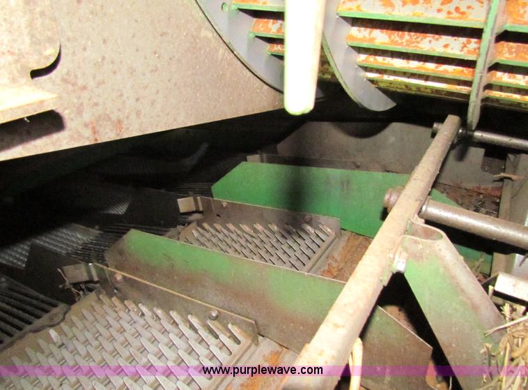 image for item E8166 2009 John Deere 9770 STS RWA combine