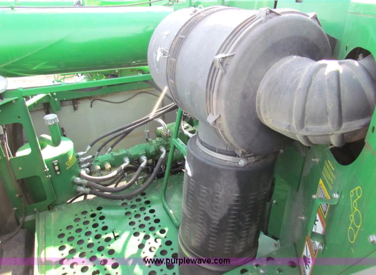 image for item E8166 2009 John Deere 9770 STS RWA combine