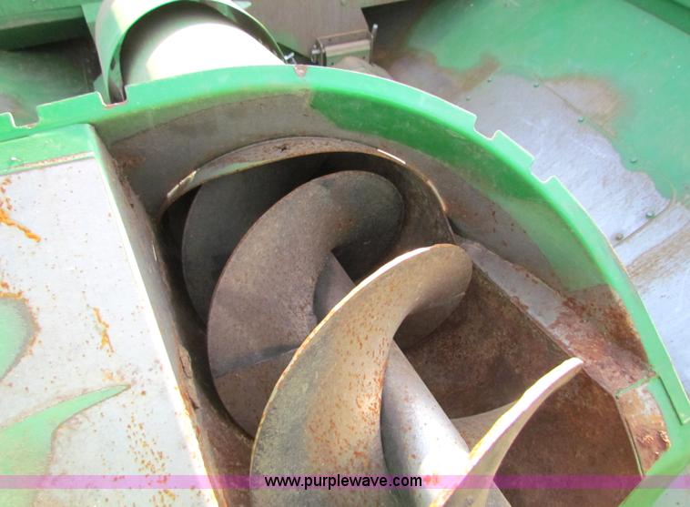 image for item E8166 2009 John Deere 9770 STS RWA combine