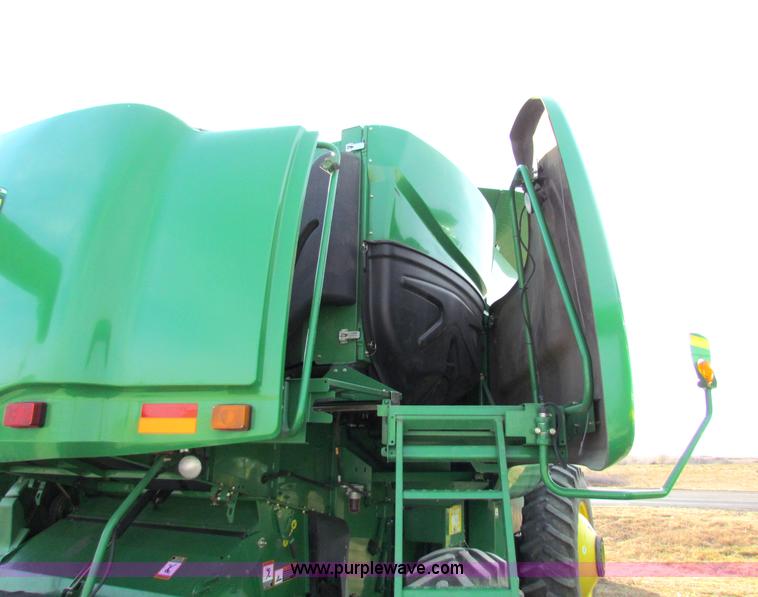 image for item E8166 2009 John Deere 9770 STS RWA combine