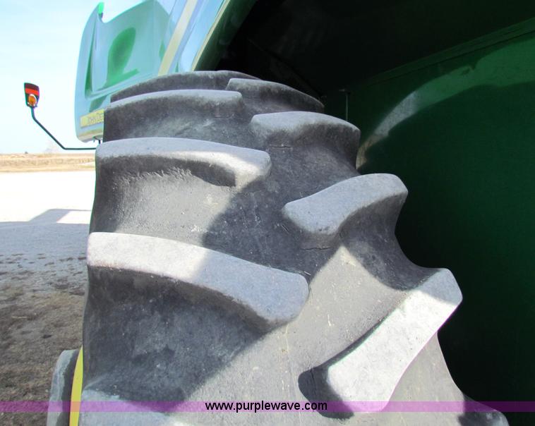 image for item E8166 2009 John Deere 9770 STS RWA combine