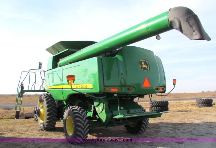 image for item E8167 2009 John Deere 9770 STS 2WD combine
