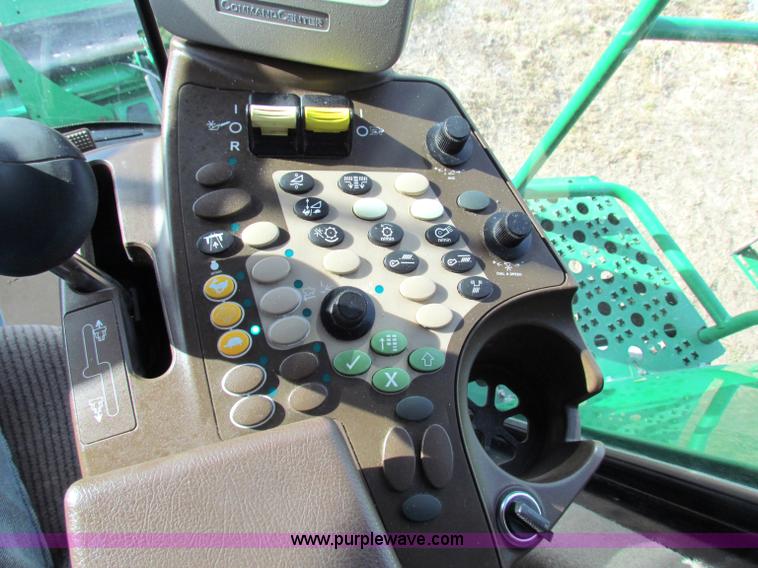 image for item E8167 2009 John Deere 9770 STS 2WD combine