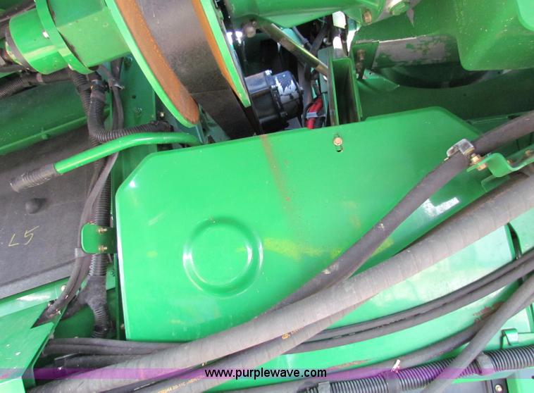 image for item E8167 2009 John Deere 9770 STS 2WD combine