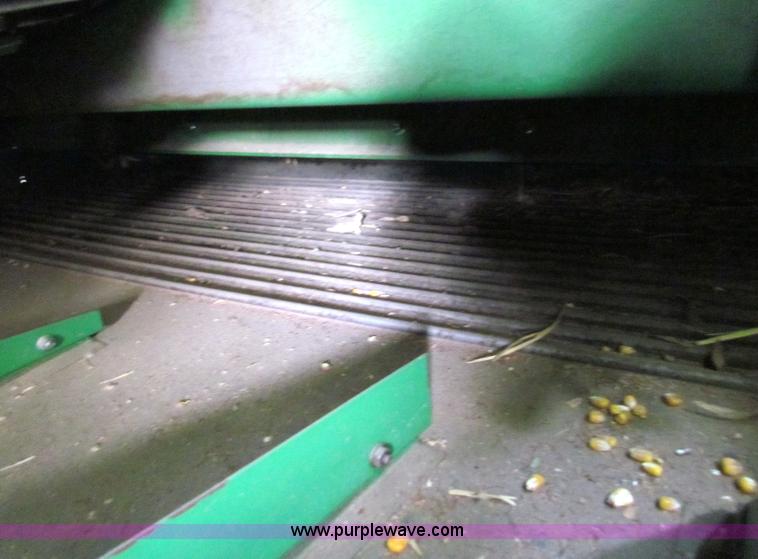 image for item E8167 2009 John Deere 9770 STS 2WD combine