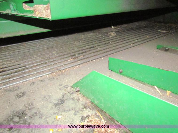 image for item E8167 2009 John Deere 9770 STS 2WD combine