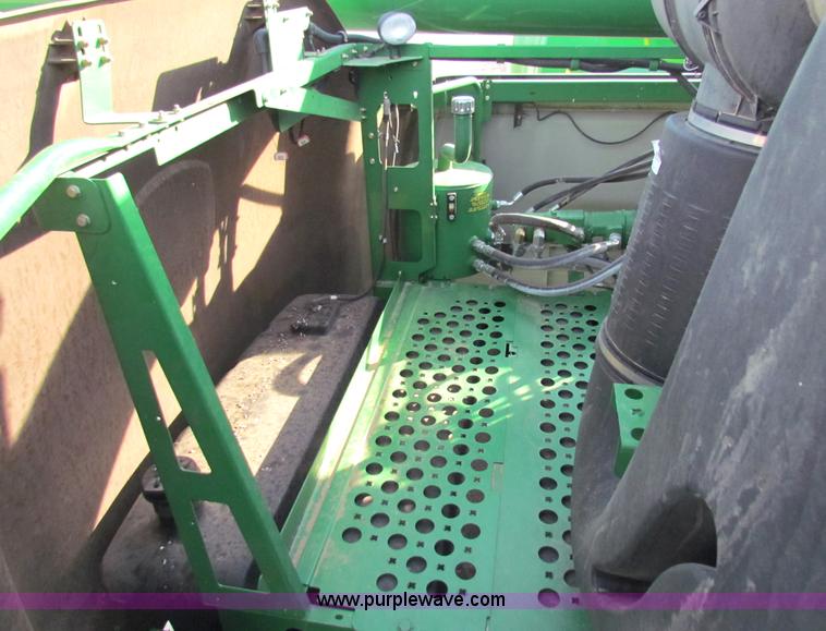image for item E8167 2009 John Deere 9770 STS 2WD combine