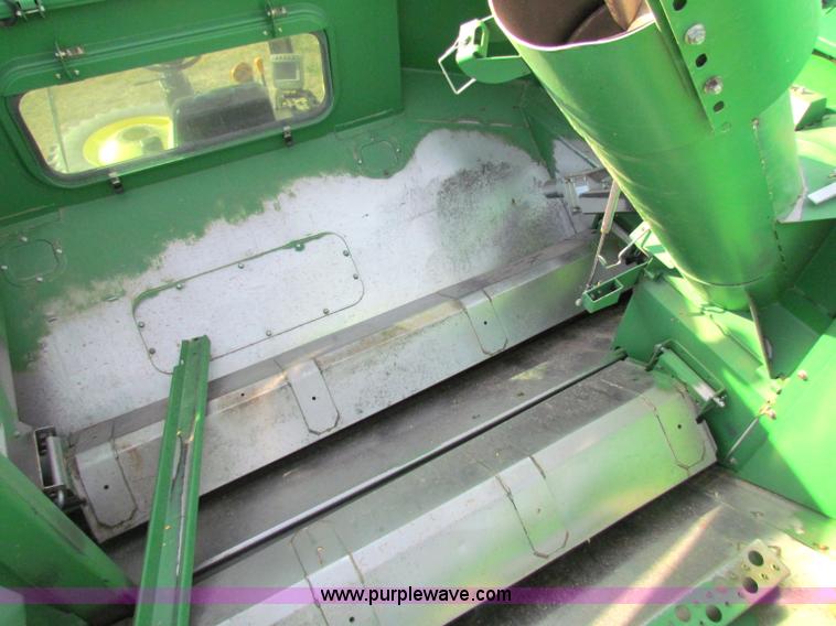 image for item E8167 2009 John Deere 9770 STS 2WD combine