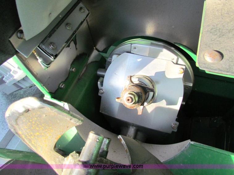 image for item E8167 2009 John Deere 9770 STS 2WD combine