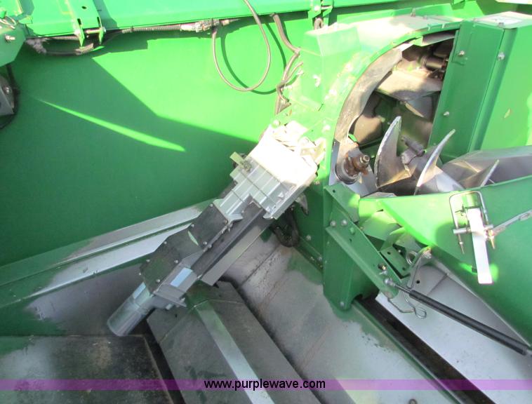 image for item E8167 2009 John Deere 9770 STS 2WD combine