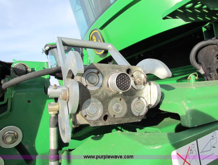 image for item E8167 2009 John Deere 9770 STS 2WD combine
