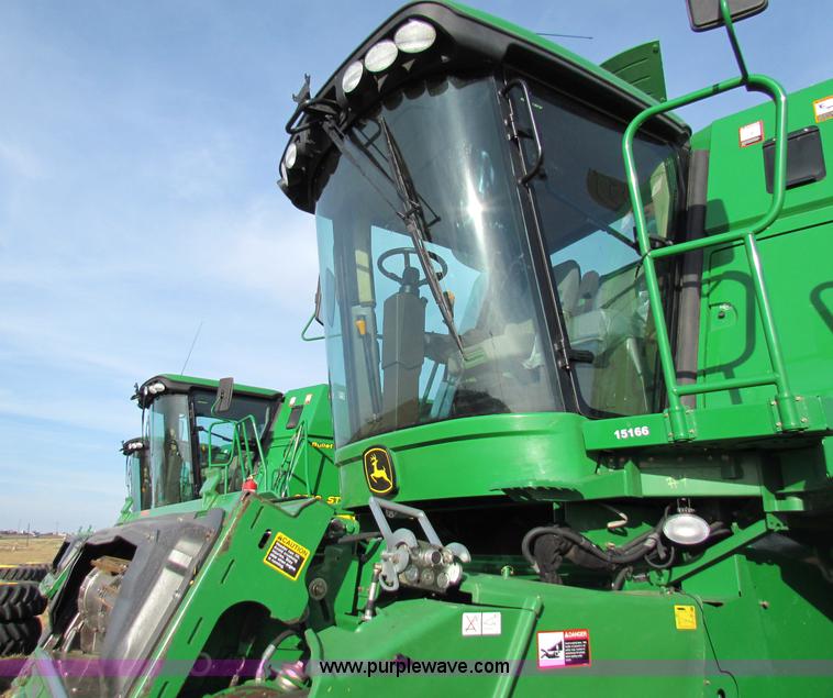 image for item E8167 2009 John Deere 9770 STS 2WD combine