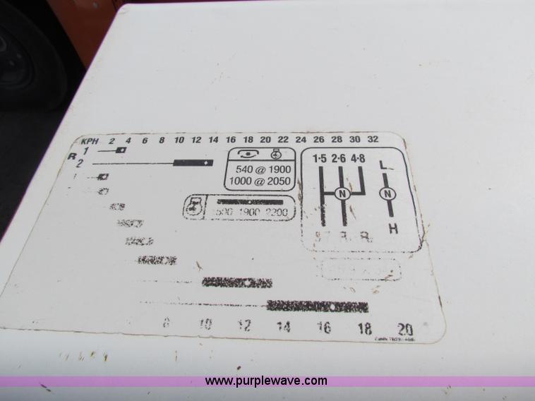 image for item E8170 1992 Ford New Holland 7740 tractor