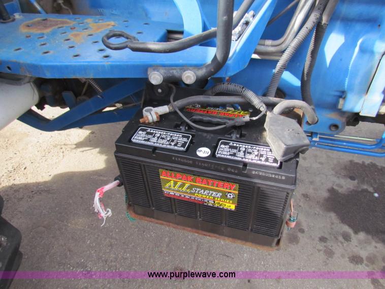 image for item E8170 1992 Ford New Holland 7740 tractor