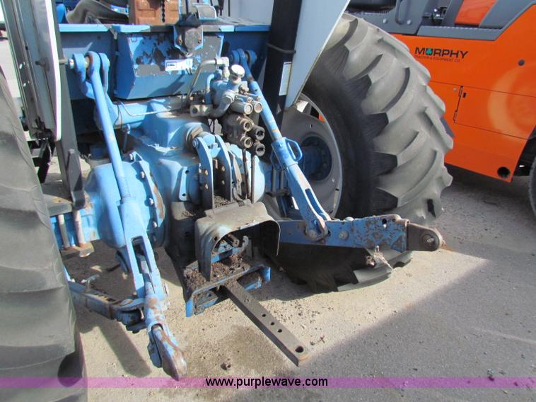 image for item E8170 1992 Ford New Holland 7740 tractor