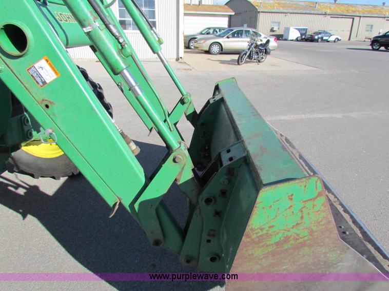 image for item E8171 1996 John Deere 6400 tractor