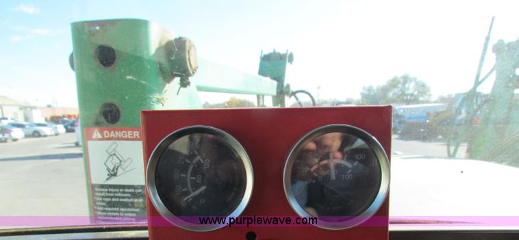 image for item E8171 1996 John Deere 6400 tractor