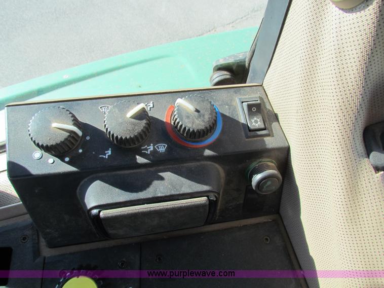 image for item E8171 1996 John Deere 6400 tractor