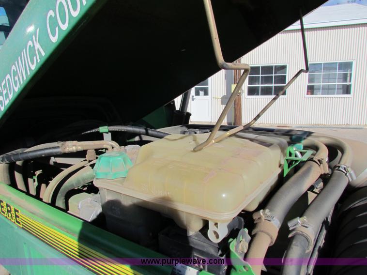 image for item E8171 1996 John Deere 6400 tractor