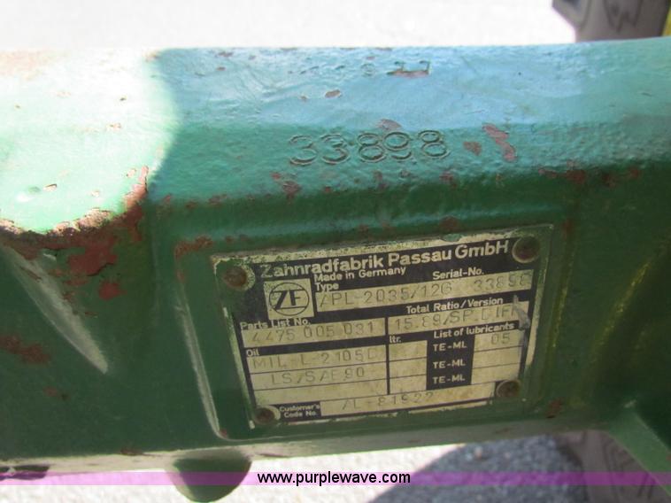 image for item E8171 1996 John Deere 6400 tractor