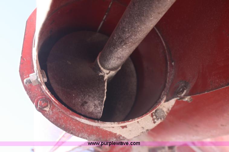 image for item F2718 Gehl 100 mixer/grinder