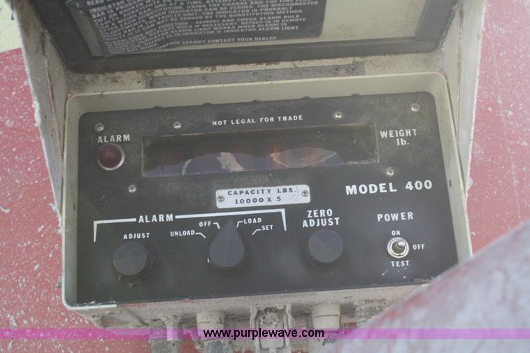 image for item F2718 Gehl 100 mixer/grinder