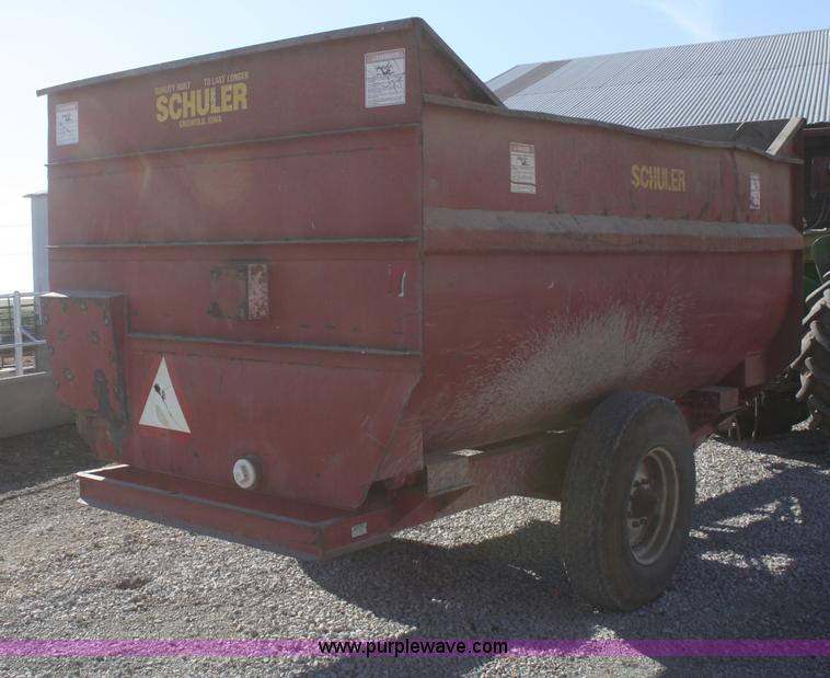 image for item F2719 Schuler SRM262 feed/mixer wagon