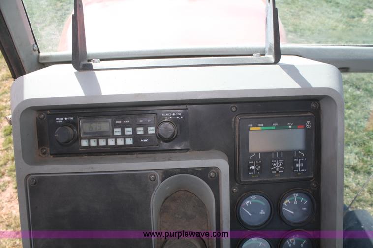 image for item F2754 1994 AGCO Allis 9650 tractor