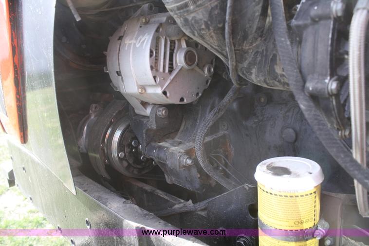 image for item F2754 1994 AGCO Allis 9650 tractor