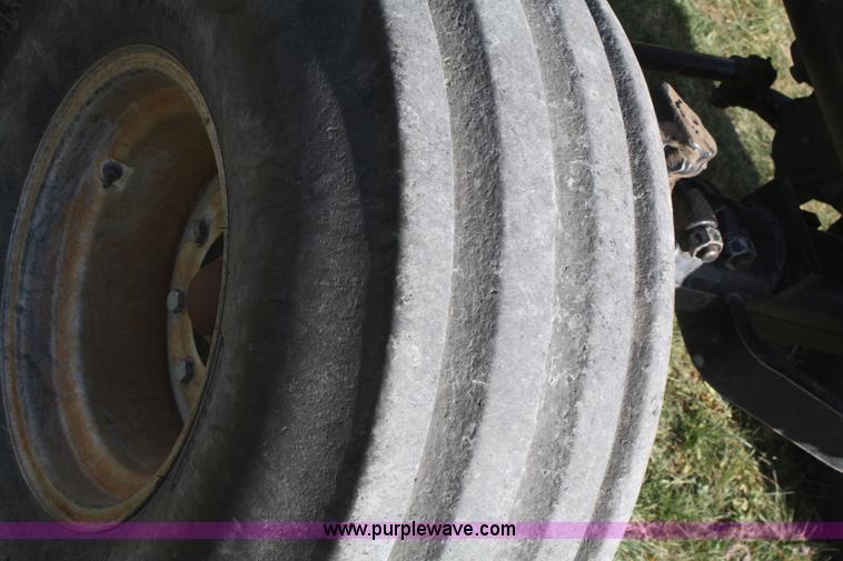 image for item F2754 1994 AGCO Allis 9650 tractor