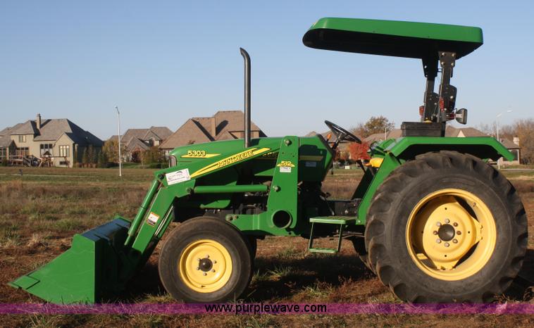 image for item F2770 2005 John Deere 5303 tractor