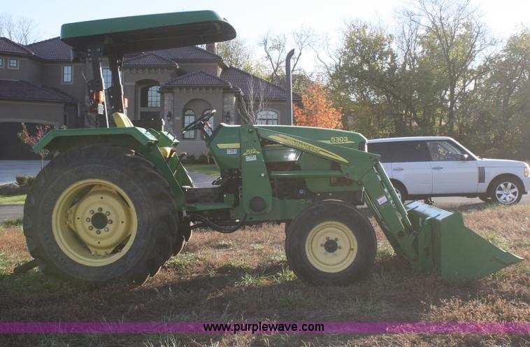 image for item F2770 2005 John Deere 5303 tractor