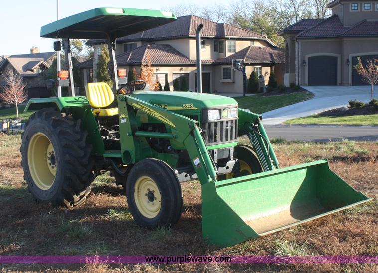 image for item F2770 2005 John Deere 5303 tractor