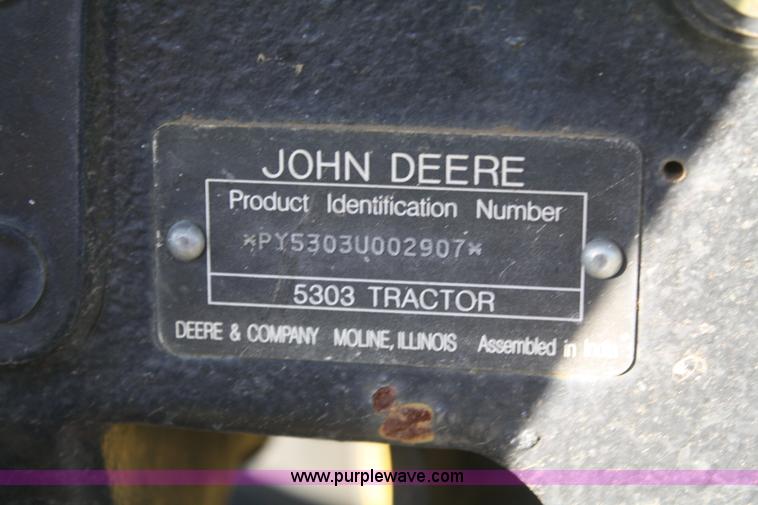 image for item F2770 2005 John Deere 5303 tractor