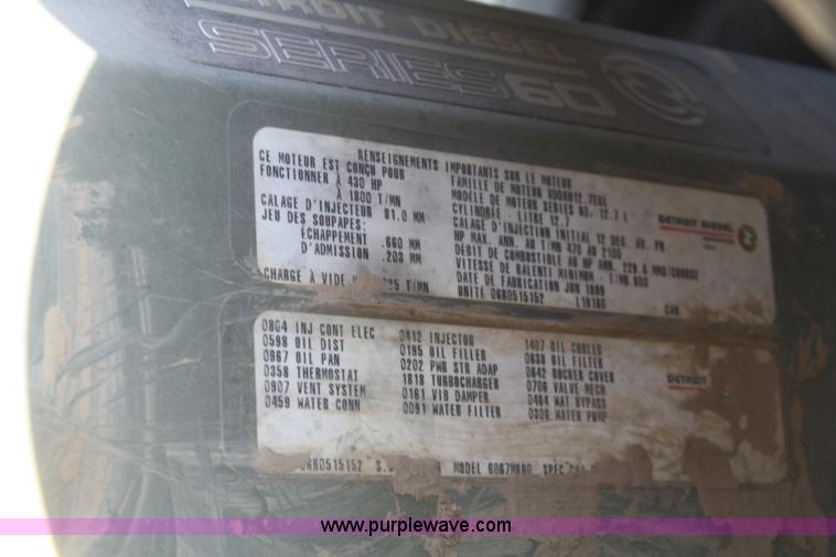 image for item F2771 2000 Sterling A9500 semi truck