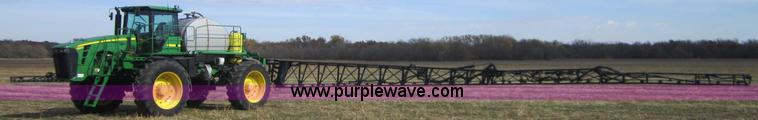 image for item F6537 2009 John Deere 4930 self-propelled sprayer