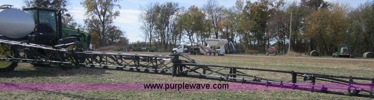 image for item F6537 2009 John Deere 4930 self-propelled sprayer