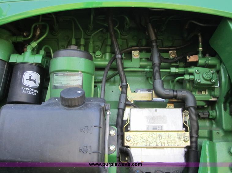 image for item F6537 2009 John Deere 4930 self-propelled sprayer