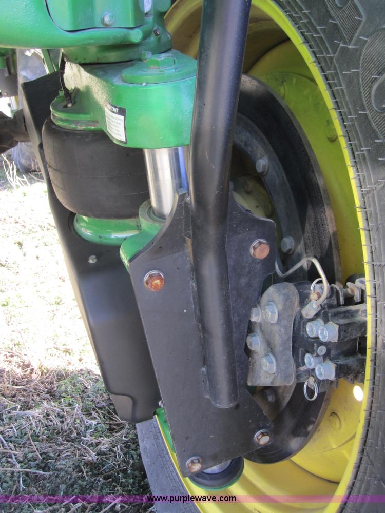 image for item F6537 2009 John Deere 4930 self-propelled sprayer